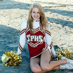 amateur teen cheerleader