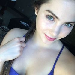 amateur teen deepthroat