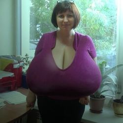 big tits boobs mature old knockers jugs free