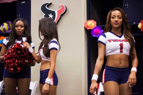 Texans' cheerleaders unveil