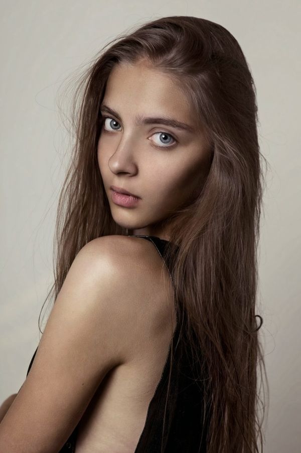 Dara Avramenko: Model Avramenko