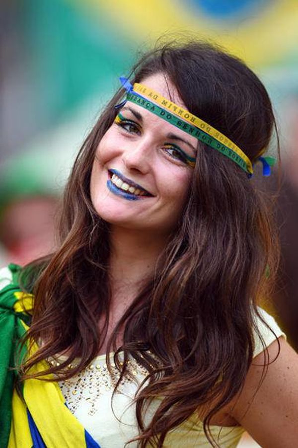 Beautiful Girl Fans FIFA World Cup