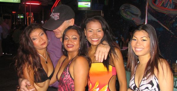 Hot babes Bangkok Pattaya 2005 -