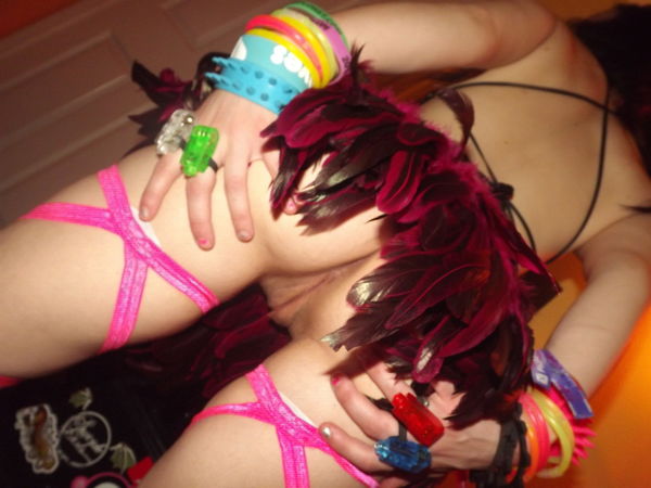 Download free Raver chick masturbating for the first time on