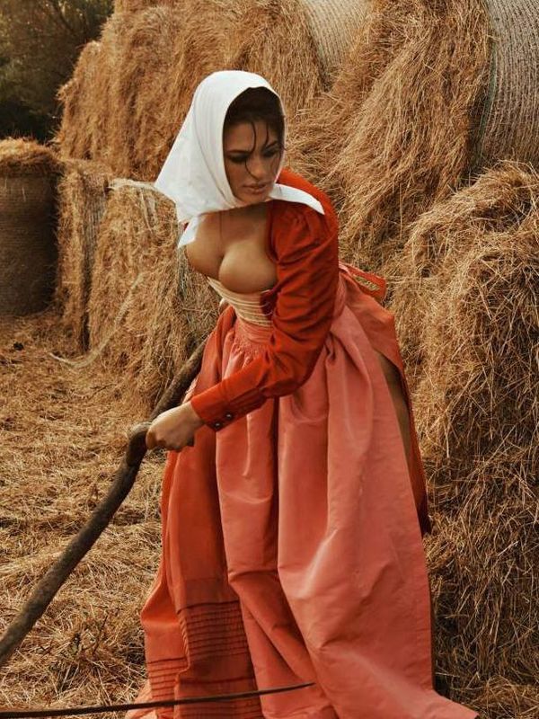Ashley Graham sexy village photoshoot for Vogue Naked celebs