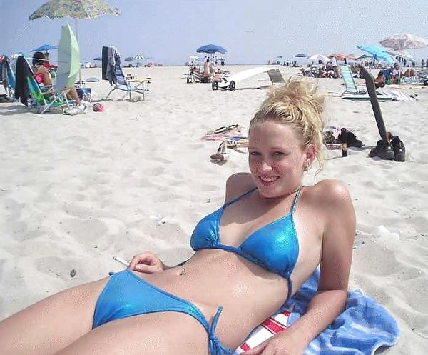 Pictures of amateur bikini teen -
