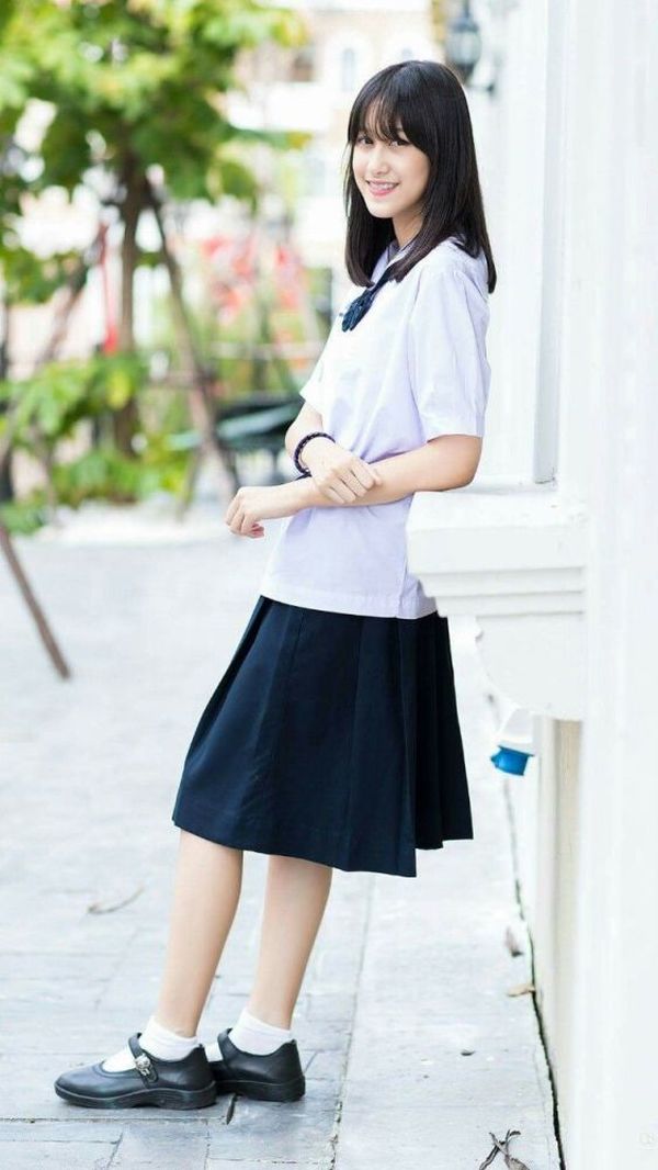 Jeen Thai High school girl asian
