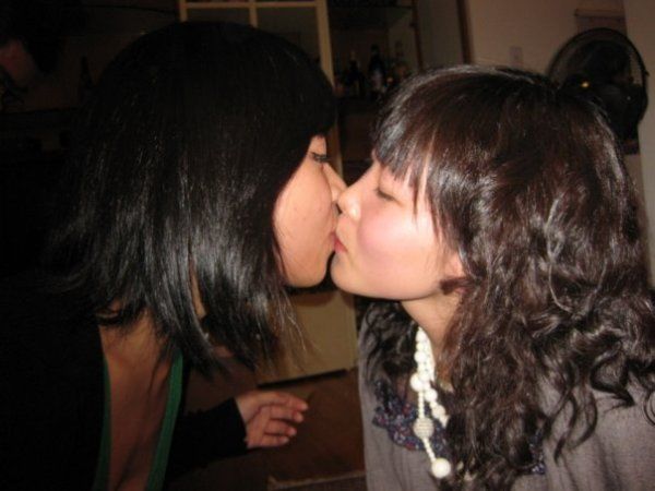 2010 lesbians teens hot sexy - Teen