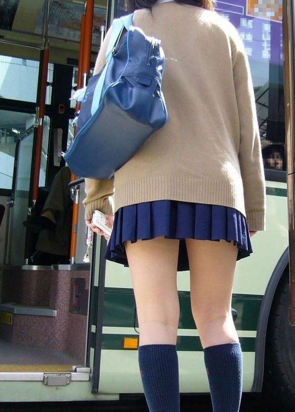 街 拍 日 本 女 高 中 生 美