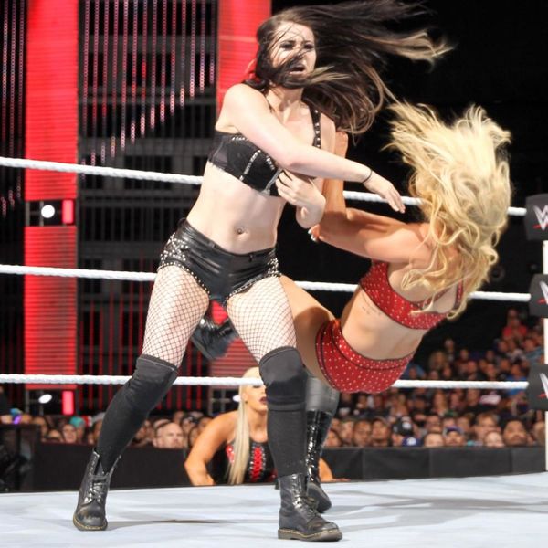 Paige vs. Charlotte - WWE Womens