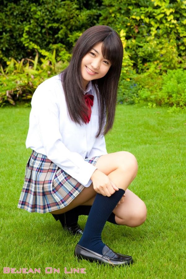 sompeh: Naho Ichihashi very cute in school uniform