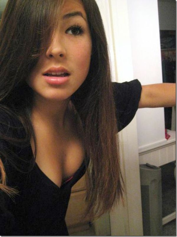 Asian Girls Try Out the Mirror Shotâ€¦and Nail It 17 Photos Ce