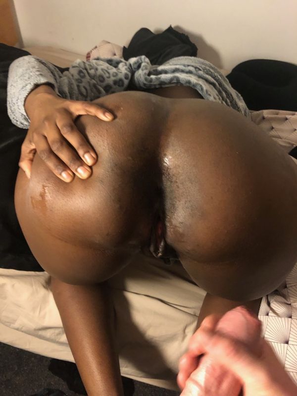 Squirting ebony South African teen
