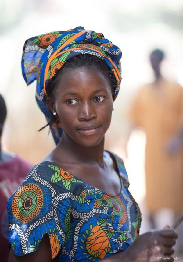 Gambia - Portraits of Beauty, Elegance and Dignity Universal