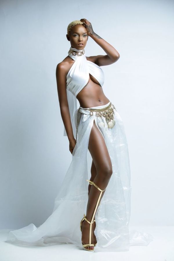 Personal website of African Fashion Model Ramona Fouziah Nan