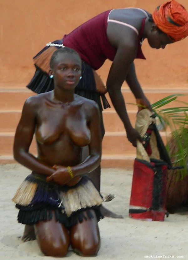 nackte afrikanische Frauen - Bilder von nackten Negerinnen