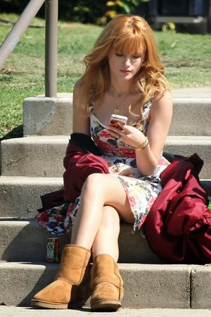 Sizzling Teen Bella Thorne Know