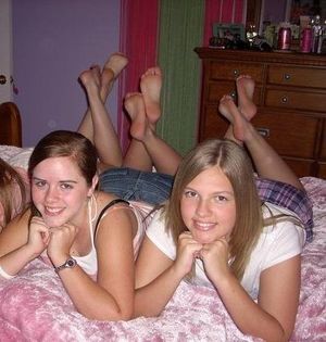 Amateurs In Pantyhose 1 Candid
