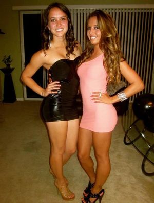 NN Amateur Sluts in Pairs Which one gets