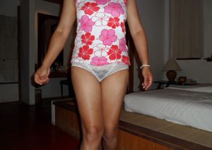 Wife no knickers on - Other - Hot