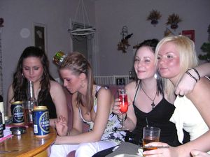 Gallery: Girls at party- drunk