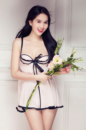 Ngoc Trinh too hot underwear,sexy girl