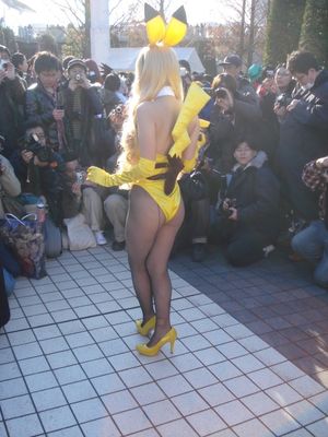 Comiket's Sexy Pikachu Girl And..