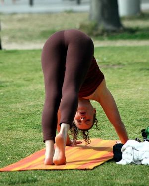 Ass candid yoga pants - Ass - Photo XXX