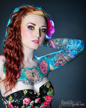 InkedGirls - Girls with Tattoos. Hot..