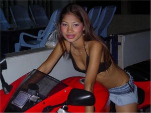 Thai bar girl Archives - h20ho Papers