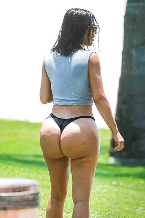 Kim's new controversial butt pics -