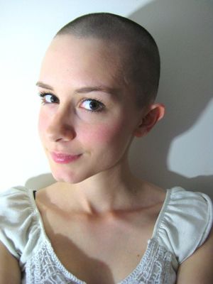 Shaved head on girls - Other - XXX Pics