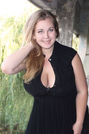 Busty Russian Women: Elena M