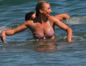 Cameron Diaz - More Free Pictures 2