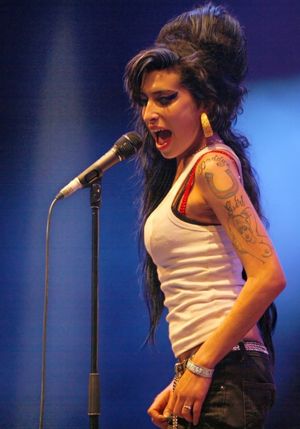 Amy Winehouse Black To Black Amy