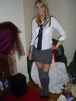 jailbait school uniform - Yahoo..