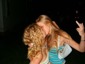 Pin on Girls Kissing Girls