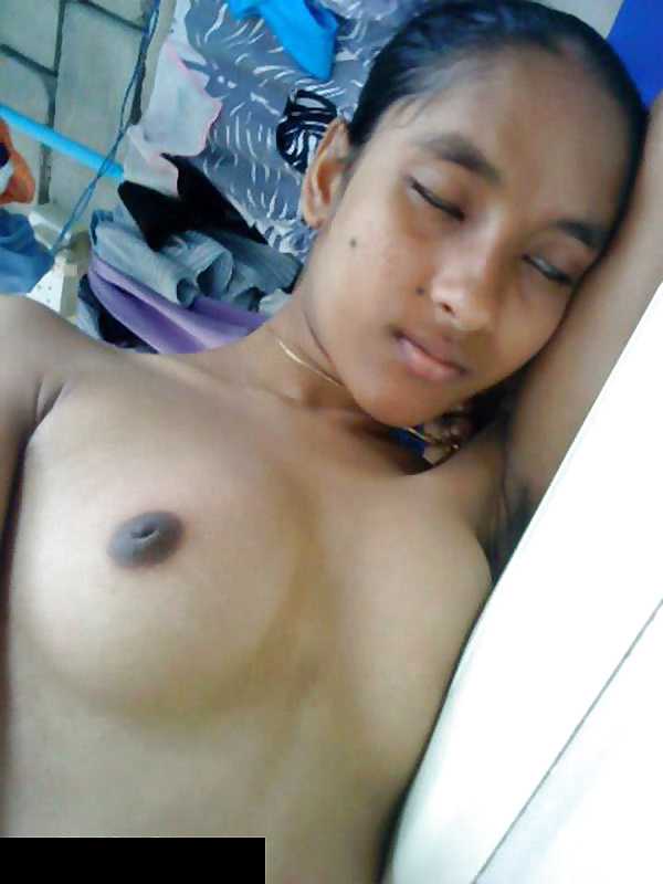 19Yrs Indian Village Girls Sexy Tits Boobs