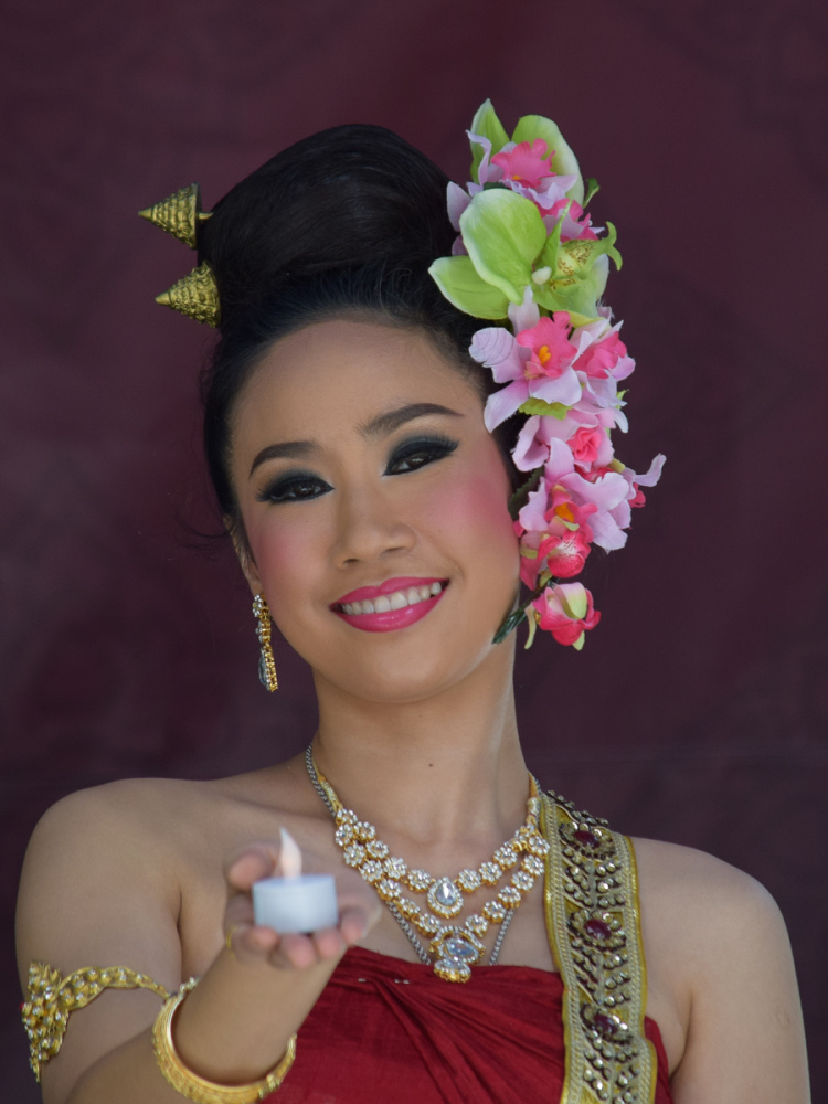 Фотография Тайская красотка из раздела жанровый портрет 64