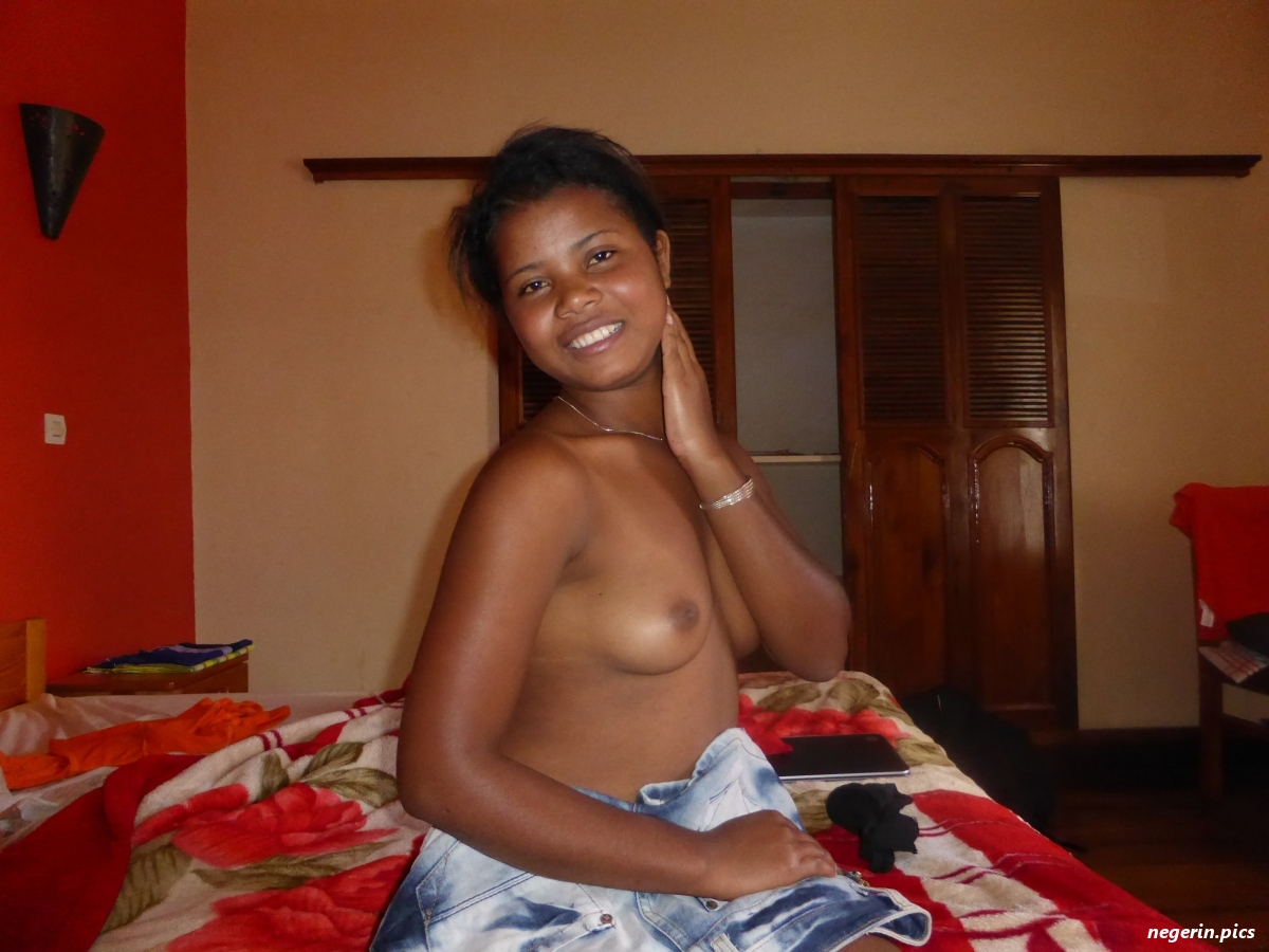 Hotelzimmer Nachbarin aus Madagascar - Bilder von nackten Ne
