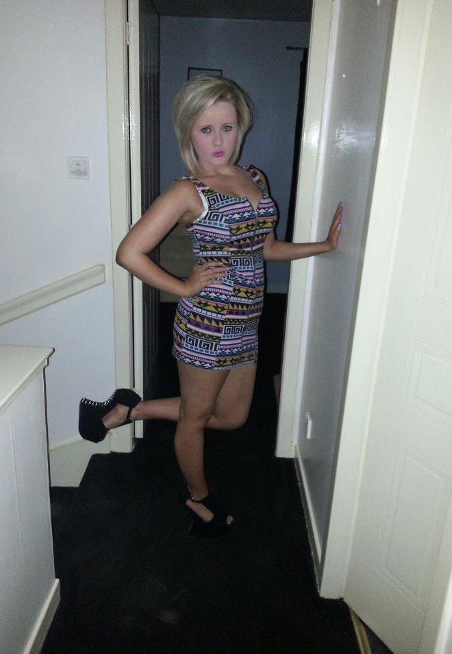 Hot amateur chicks in tight dresses - part 2
