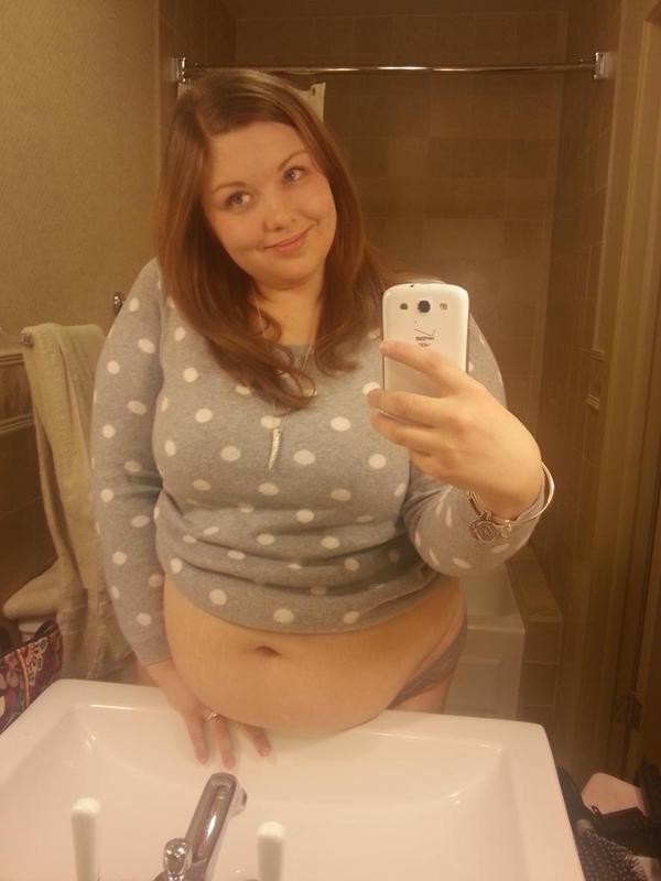 Soft Sexy Big Belly Women upskirtporn