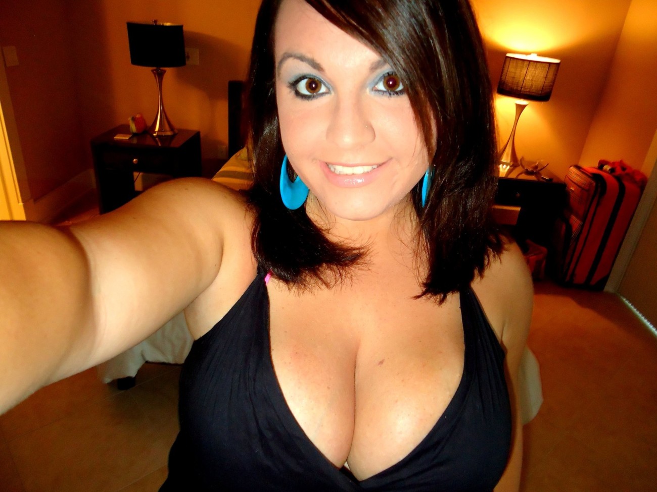 cleavage selfie porn