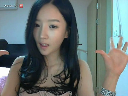 亜 洲 美 女 大 全: Korean Sexy Webcam Girl 박니마 from South Korea