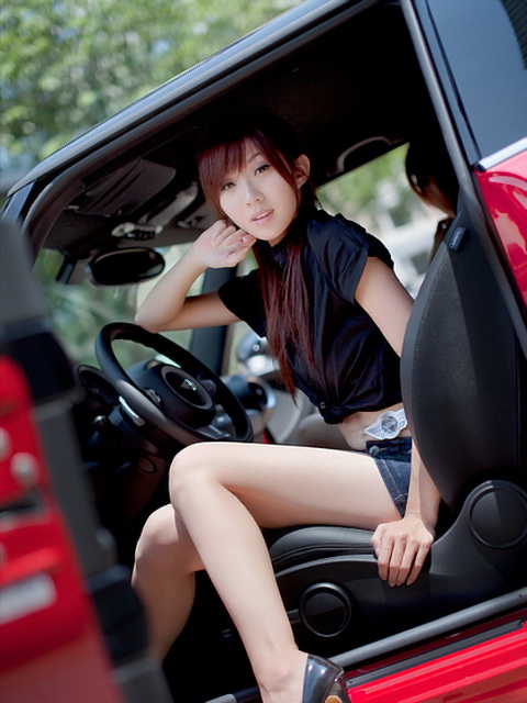 Taiwanese Sexy Girl: Shen Angel Taiwanese Sexy Model Car Sho